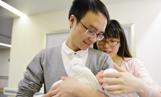第一次国内借卵代生子多少钱？第一、二、三代代怀生子价格手术过程和优缺点.