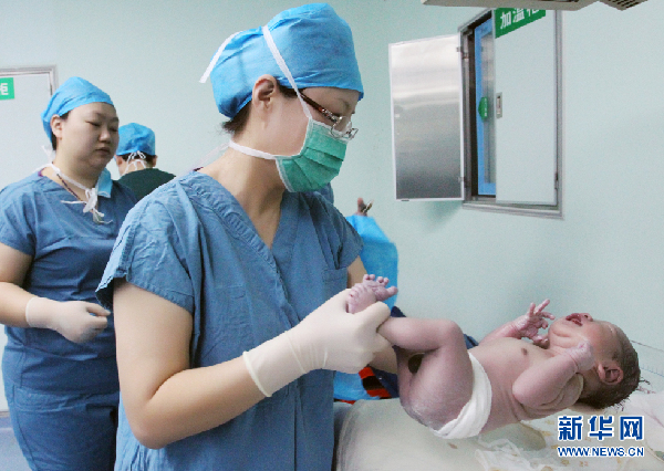 哈尔滨妇幼医院代怀自怀婴儿技术怎么样（能开展代生孩子联系电话吗？）