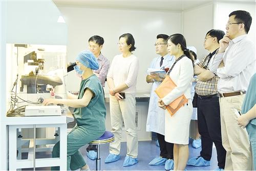 亲属能试管代怀嘛婴儿饮食上应该要注意些什么